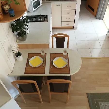Apartman Melada Apartment *